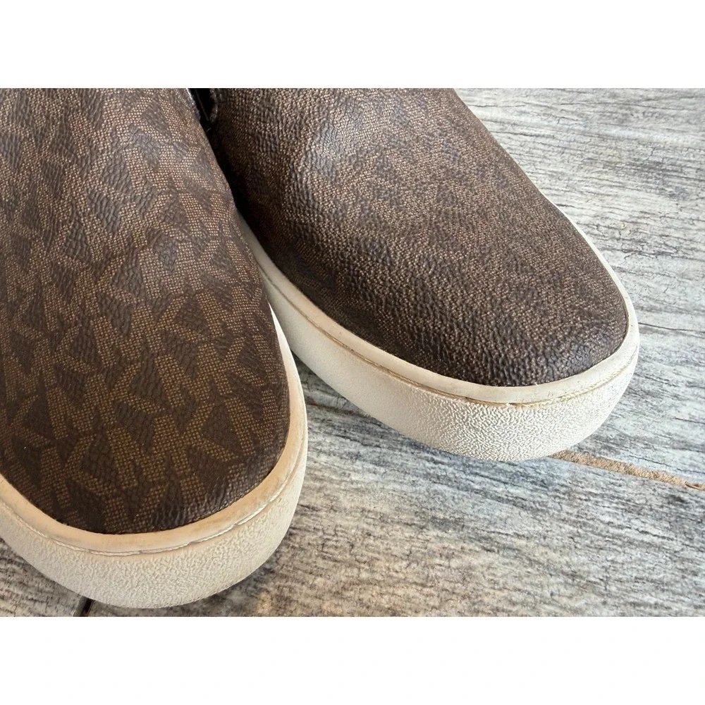 Michael Kors Keaton‎ Slip On Sneakers 9 MK Monogram Flats Womens Shoes Loafers